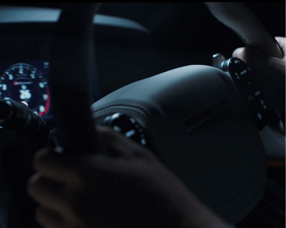 Land Rover CGI driving at night time